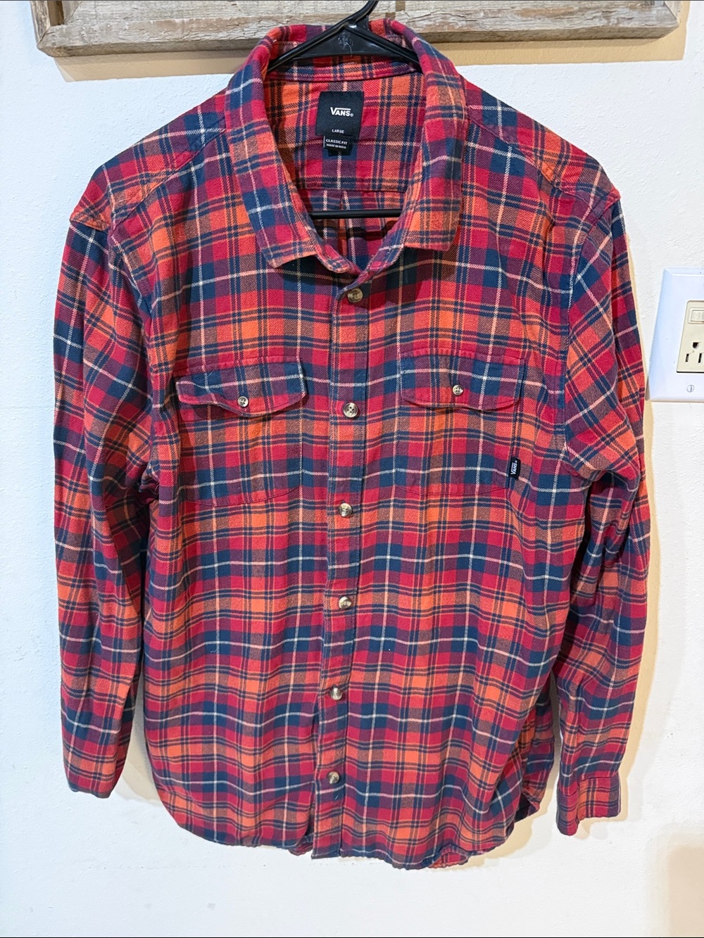 Vans off the Wall Men’s Red Navy Orange Plaid Flannel Shirt